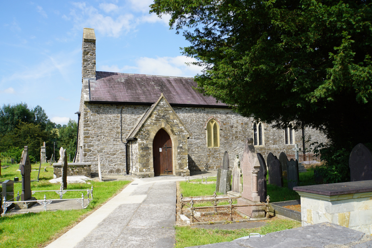 eglwys-sant-mihangel-st-michael-s-church-gallery